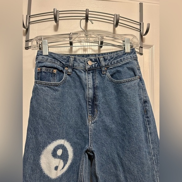 Pacsun Ying Yang denim 90’s boyfriend Jeans size 26 EUC - Picture 3 of 13